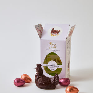 Hot Cross Bun Chicken and Eggs Box